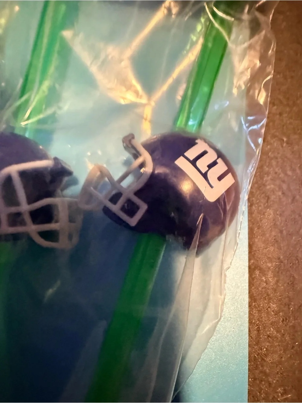 NFL New York Giants Green Drink Stirrers with Blue Helmet Toppers - Pack
